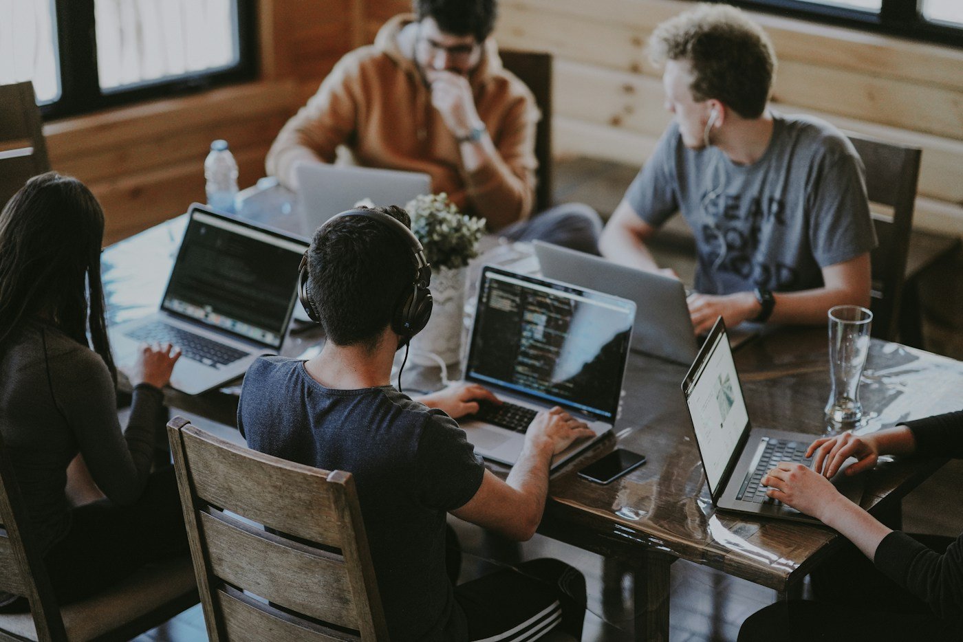 Great businesses start with better connections.